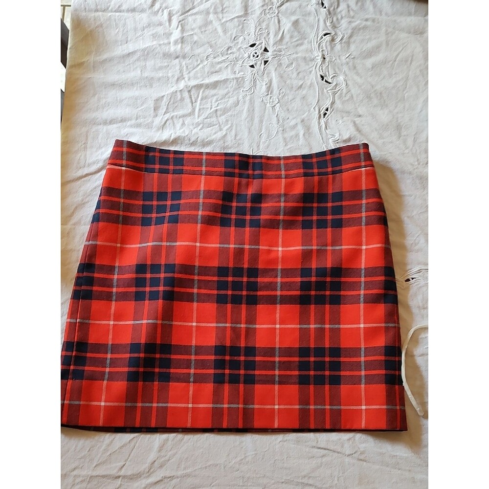 J.Crew Red Black Plaid Mini skirt Fully Lined Zip Closure Size 4 NWOT